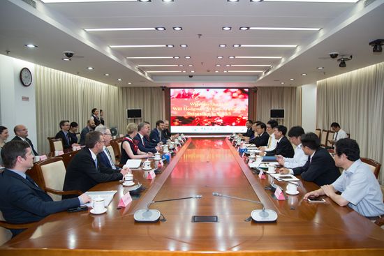 澳大利亞塔斯馬尼亞州州長訪問中國農(nóng)科院