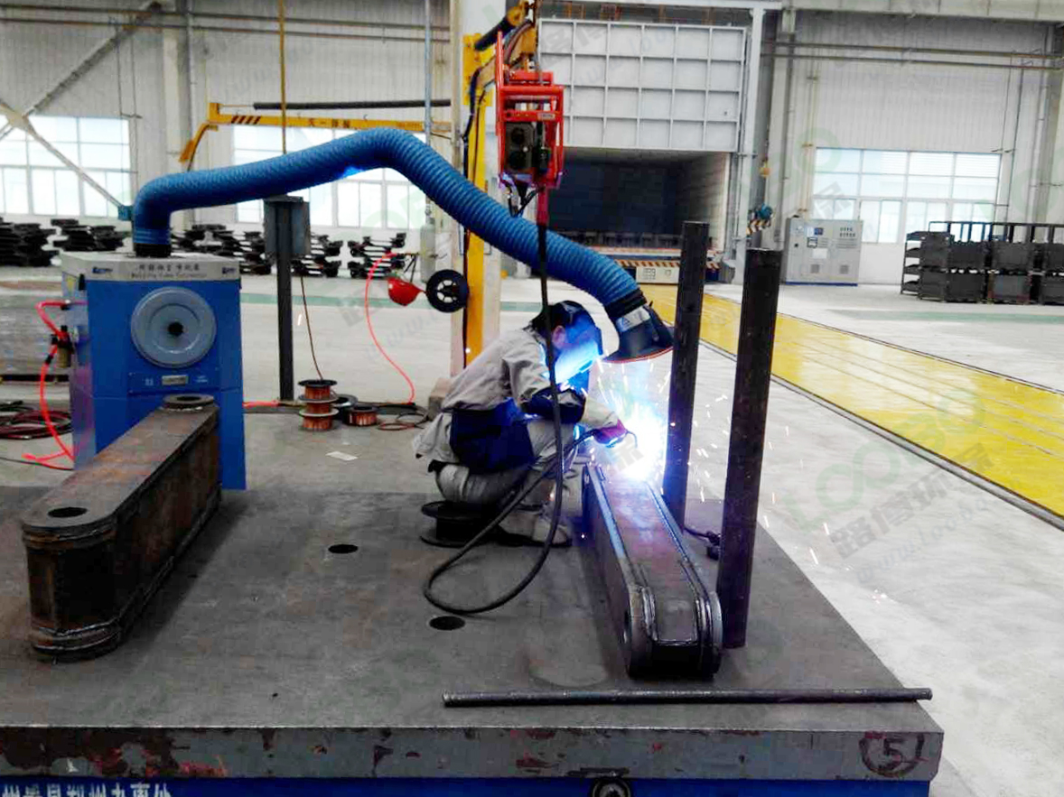 焊煙凈化器.jpg 焊煙凈化器.jpg