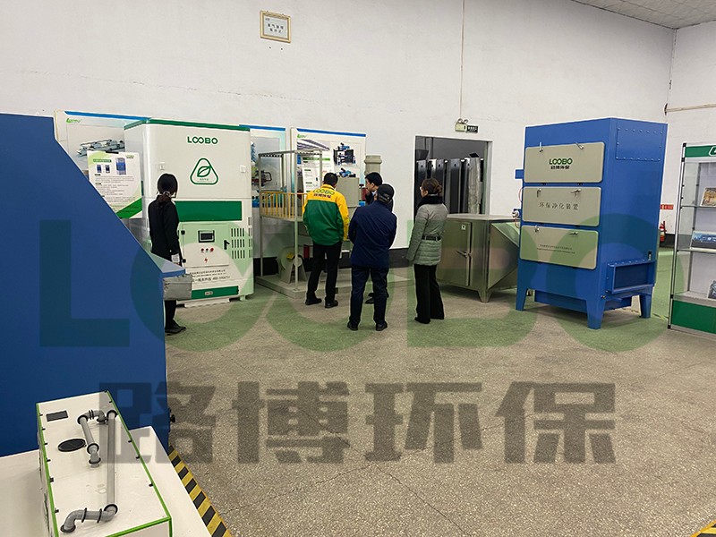 合作共贏-海發(fā)集團與青島市環(huán)境保護產(chǎn)業(yè)協(xié)領導蒞臨公司考察交流 (2).jpg 合作共贏-海發(fā)集團與青島市環(huán)境保護產(chǎn)業(yè)協(xié)領導蒞臨公司考察交流 (2).jpg